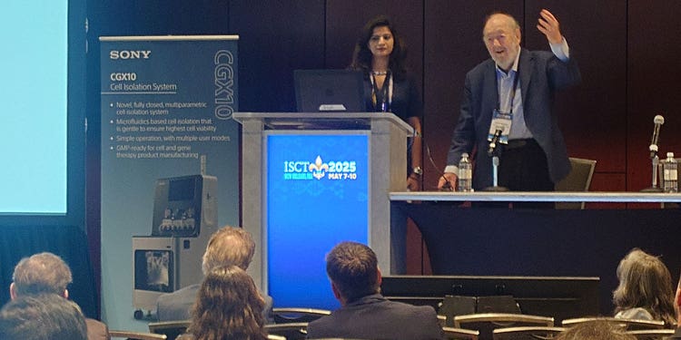 Dr. Weissman and Aditi Singh discussing CGX10 at ISCT 2025